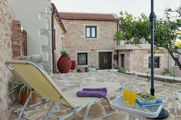 Smaragda Stone Villa - Photo2
