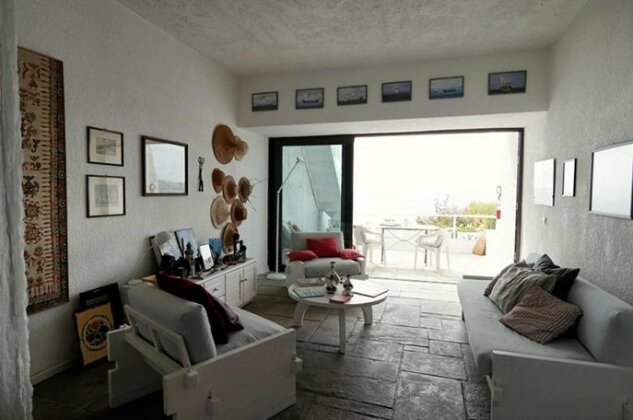 Athens Riviera Little Hip House - Photo3