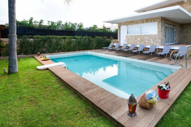 Luxury villa with private pool Vari - Photo2