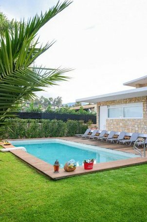 Luxury villa with private pool Vari - Photo4