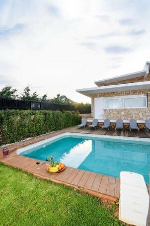 Luxury villa with private pool Vari - Photo5