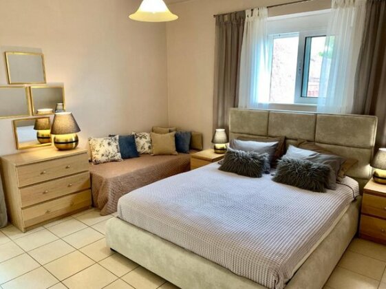 Spacious Cozy private room with bathroom - Photo2