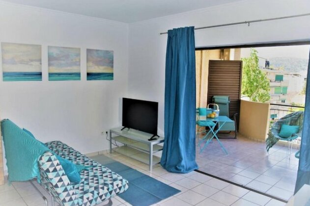 Turquoise Beach Apartment - big terrace - 5min to beach - Photo2