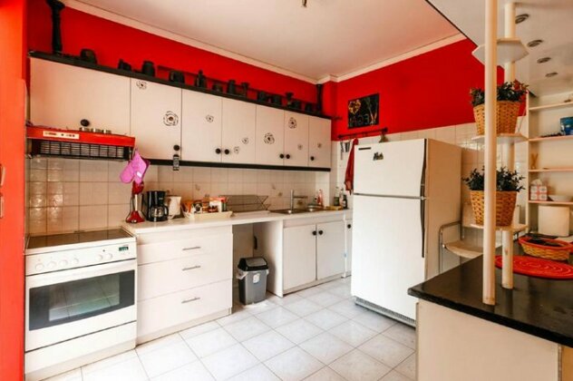 Bright and Spacious flat 5 min from the beach - Photo3