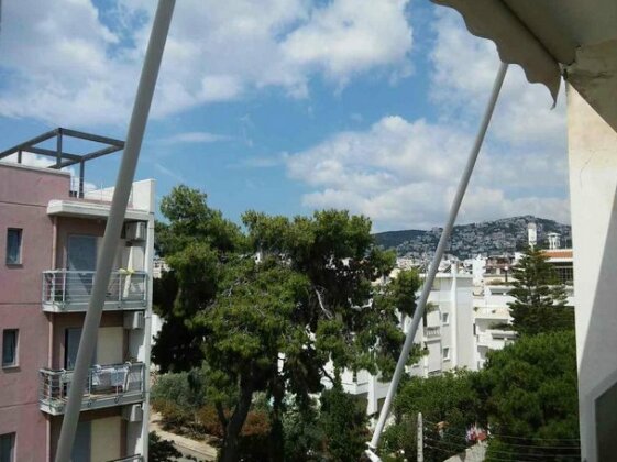 Athens modern and elelegant flat close to the beach