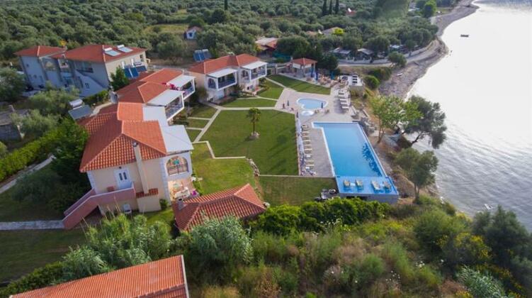 Thesmos Village - Photo2