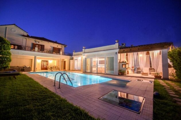 Villa Luxury Nikol