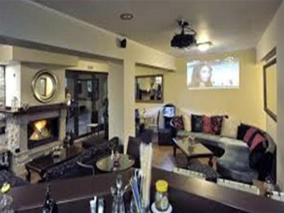 Alpina suites - Photo3