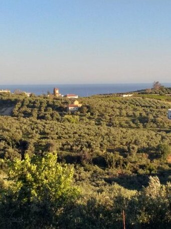 Calm and Top view in Chania countryside - Photo3