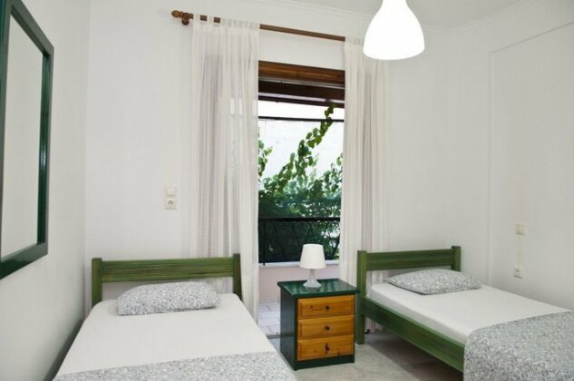 Fotopoulos Apartments - Photo4