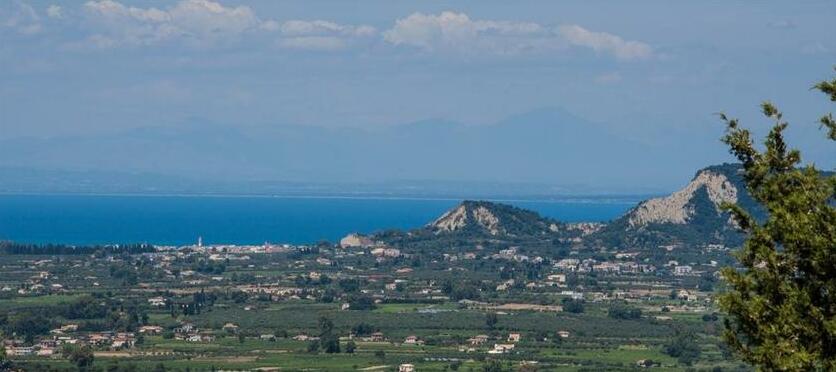 Agrikia Villa - Photo3