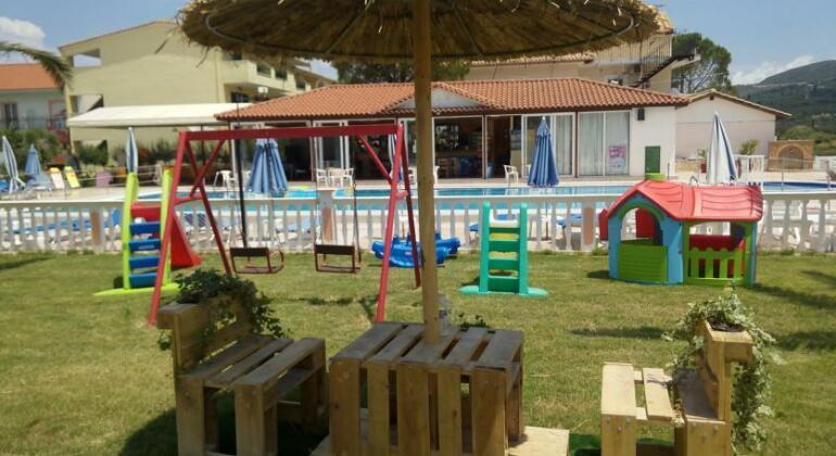 Akis Studios Zante - Photo5