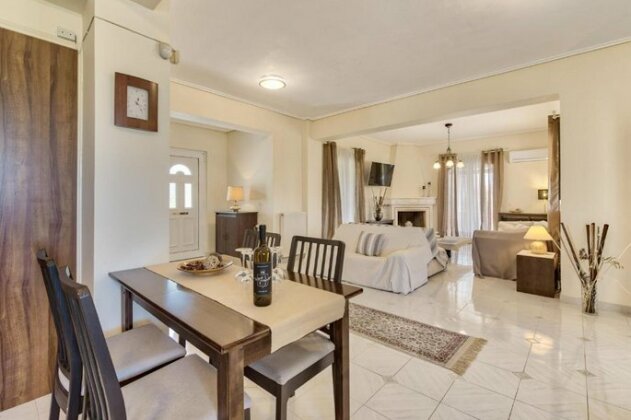 Aloisio's Estate - Photo4
