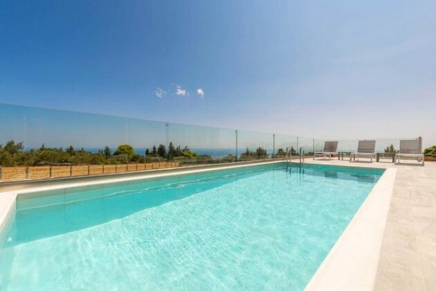 Alonaki Apartments - Photo2