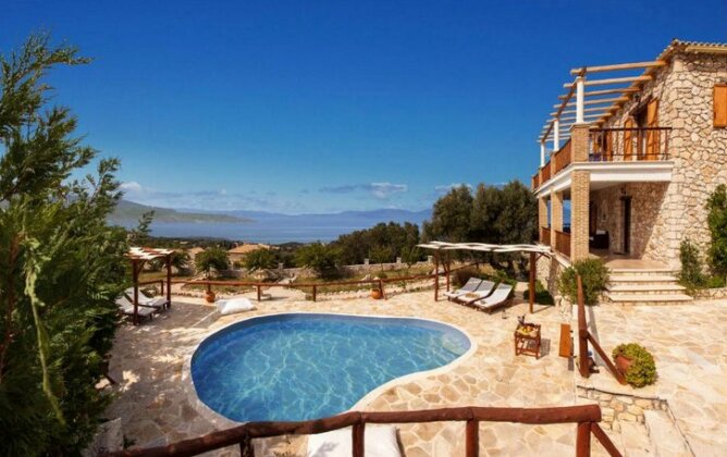 Alpos Villa - Photo5