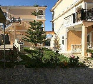 Alykanas Village Hotel - Photo4