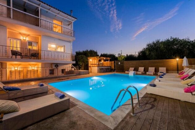 Asante Group Holiday Homes - Photo5