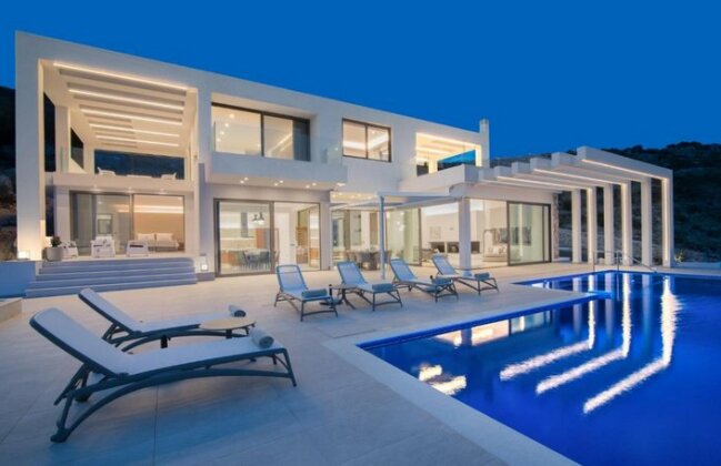 Aurora Luxury Retreat - Photo4