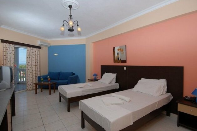 Callinica Hotel - Photo4