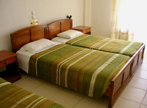 Celia Apartments - Photo5