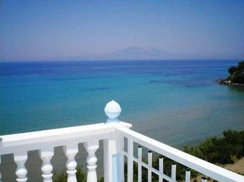 Clear Horizon - Photo3