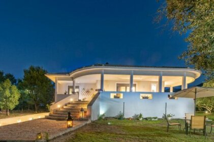 Elaia Villa