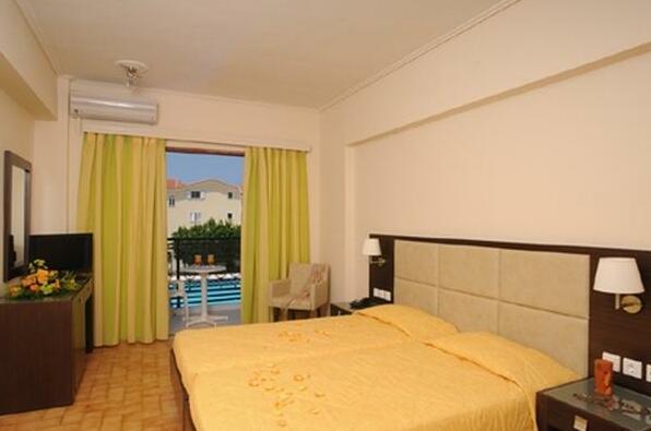 Eleana Hotel - Photo5