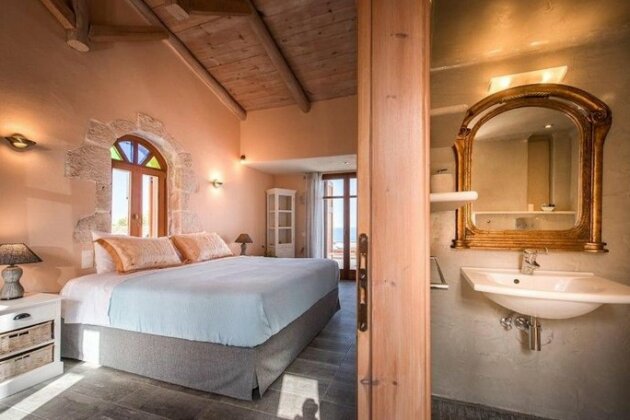 Elegant Fantasia Villa with Private Pool R244 - Photo3