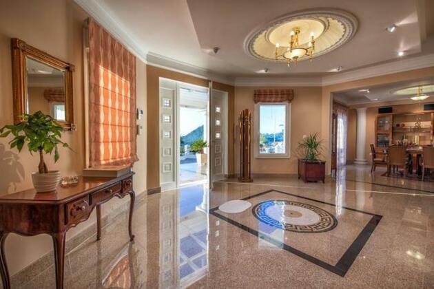 Frido Luxury Villa - Photo3