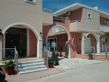 Grapevines Hotel
