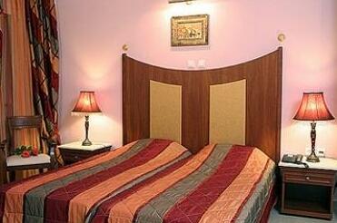 Ionis Art Hotel - Photo5