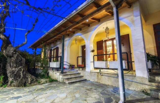 Koronios House