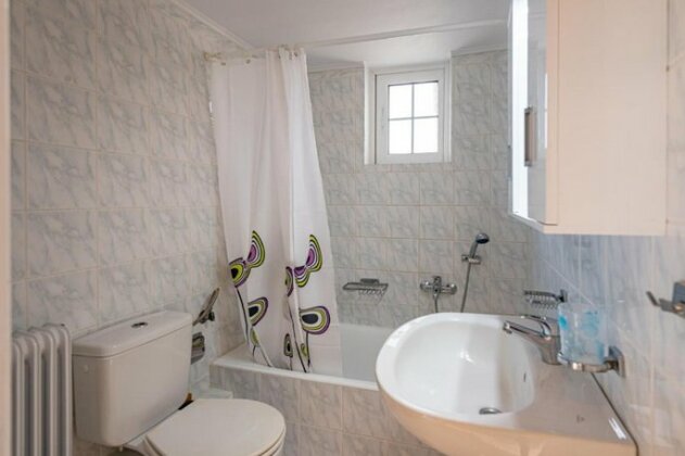 Krystalia House - Photo3