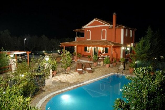 Neptune Villa - Photo2