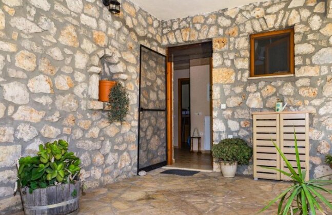 Nireas Stone Villa - Photo5