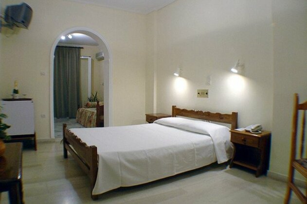 Pallas Hotel - Photo5