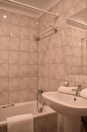 Salt Lake Apartments - Photo4