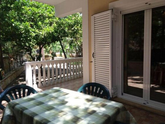 Turtle Beach Apartment - Photo4
