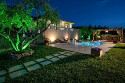 Vatia Villas