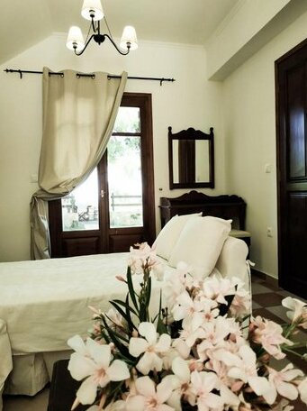 Villa Conifera - Photo4