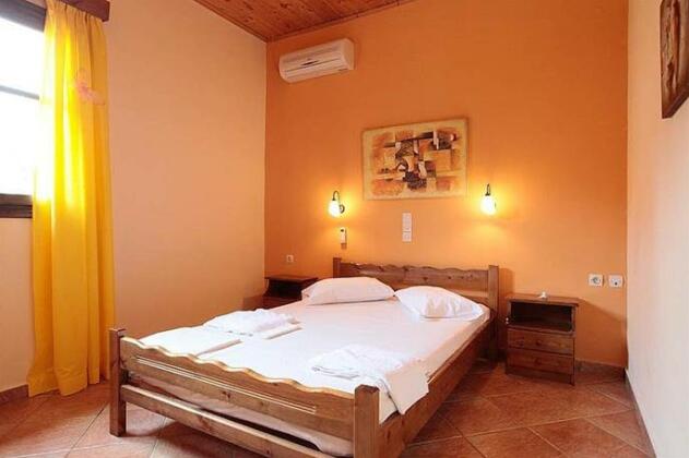 Yannis' Village - Photo2