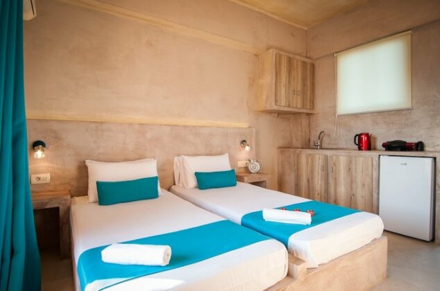 Zante Nest Studios & Apartments - Photo5