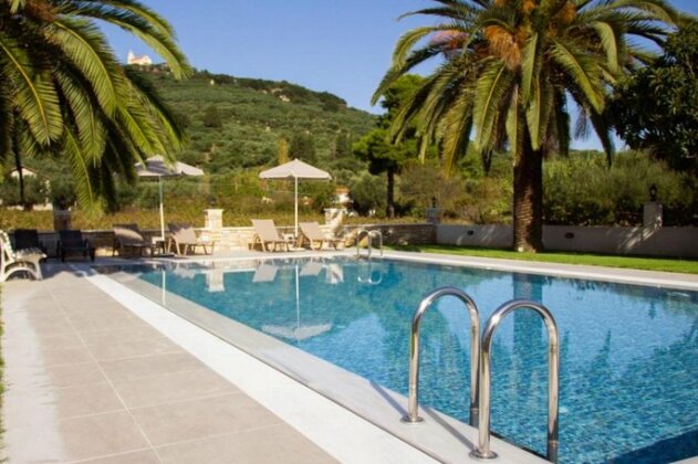 Zissis Executive Villa - Photo2