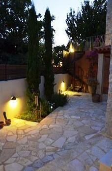 Apirathes - Photo3