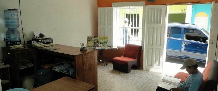 Hotel Los Estudiantes - Photo3