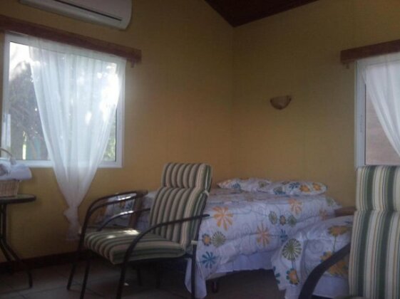 Hotel Santa Barbara Tikal - Photo5