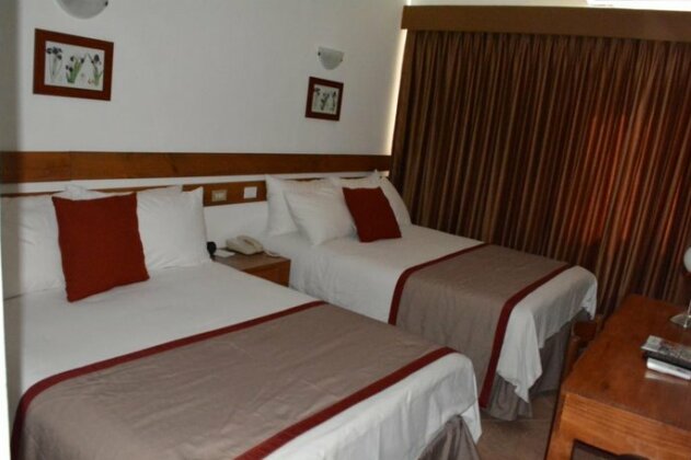 Peten Esplendido - Photo2