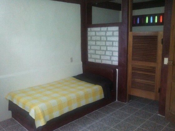 Zapote Tree Inn - Photo2