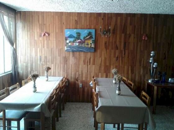 Hostal Los Volcanes - Photo4