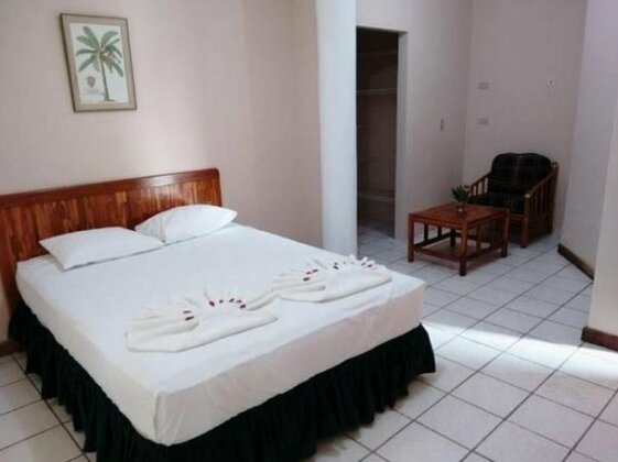 Banana Palms Hotel - Photo5